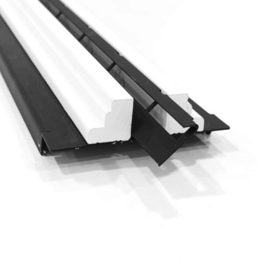 Air flow regulator for Linear Slot Diffusers with 18 mm width slot